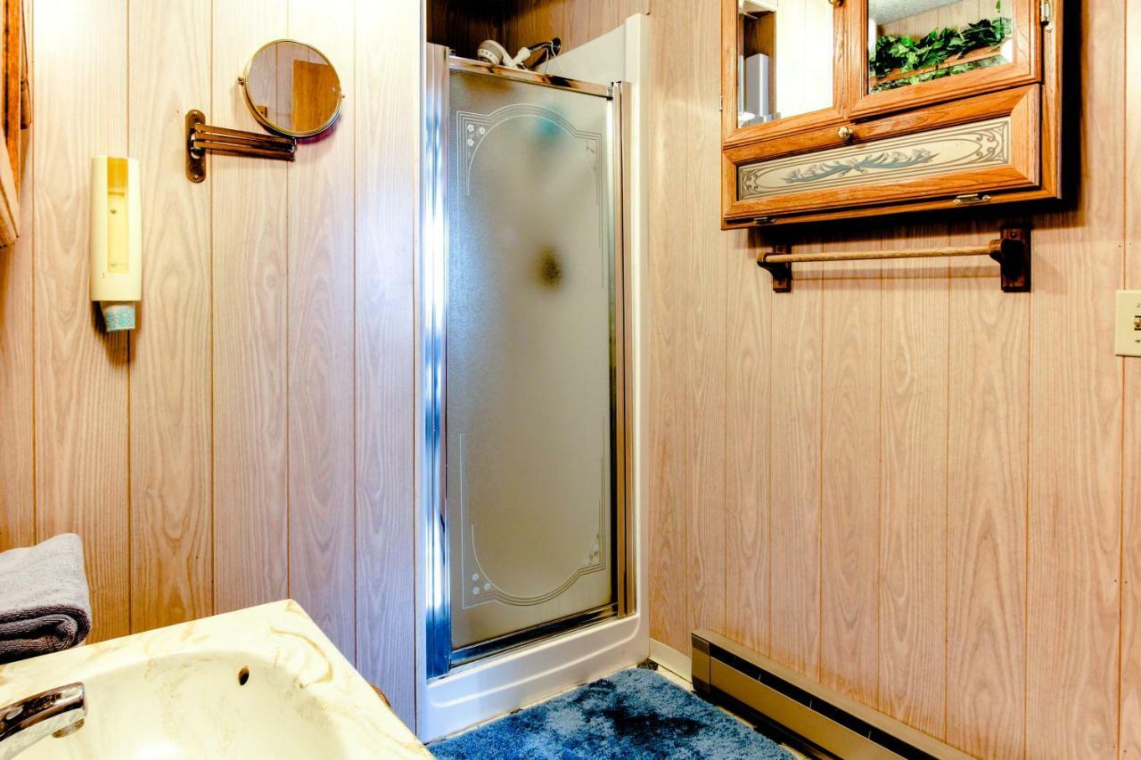 Scenic Bay Float Home Hideaway Athol Exteriör bild