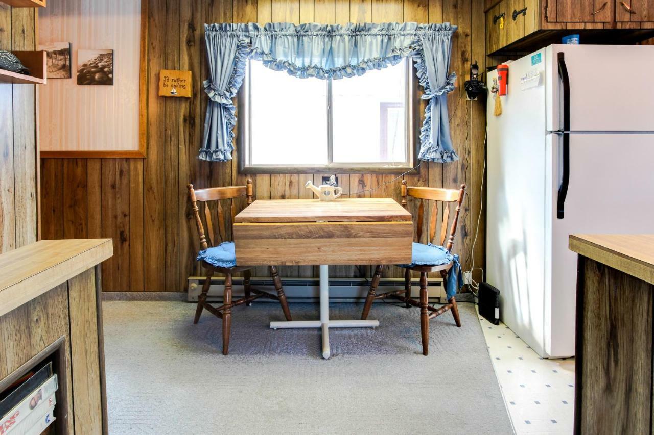 Scenic Bay Float Home Hideaway Athol Exteriör bild